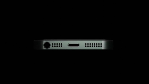 iPhone SE2復古回歸?方機身、耳機孔重現,夜幕綠+無瀏海螢幕超吸睛!