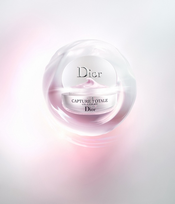 DIOR推全新「逆時能量系列」！四大花植能量+超級益生菌胜肽，全方位提升肌底活力！