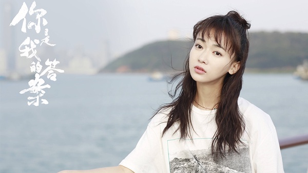 新浪票選2019年度人氣女演員TOP 10！楊紫壓倒性票數奪冠，楊冪輸給鄭爽
