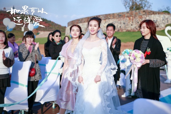 新浪票選2019年度人氣女演員TOP 10！楊紫壓倒性票數奪冠，楊冪輸給鄭爽
