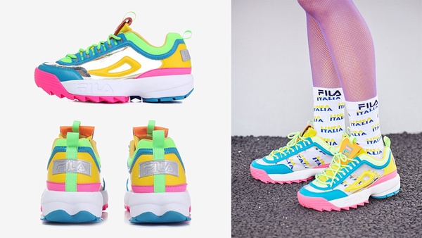 FILA「半透明老爹鞋」全台開賣!韓妞SNS狂洗版的FILA透明老爹鞋,夢幻雪白配色美哭