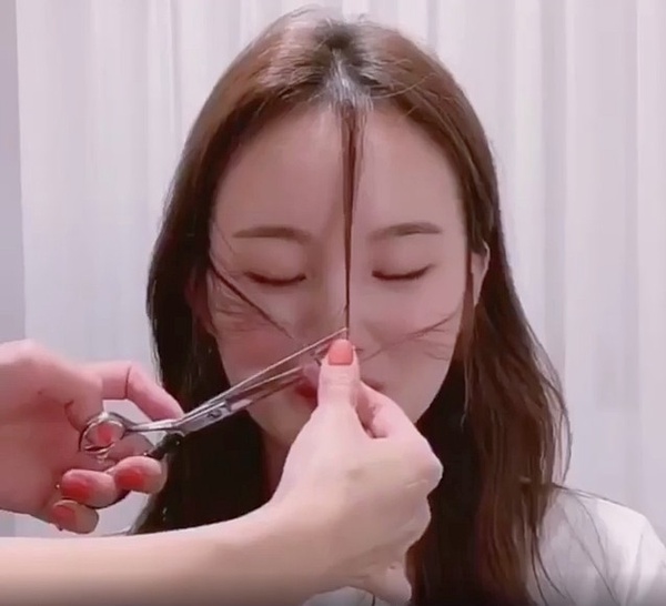 韓國髮型師零失敗剪瀏海技巧！抓出「三點」小臉線，顯瘦遮肉修飾臉型，綁馬尾也顯小臉