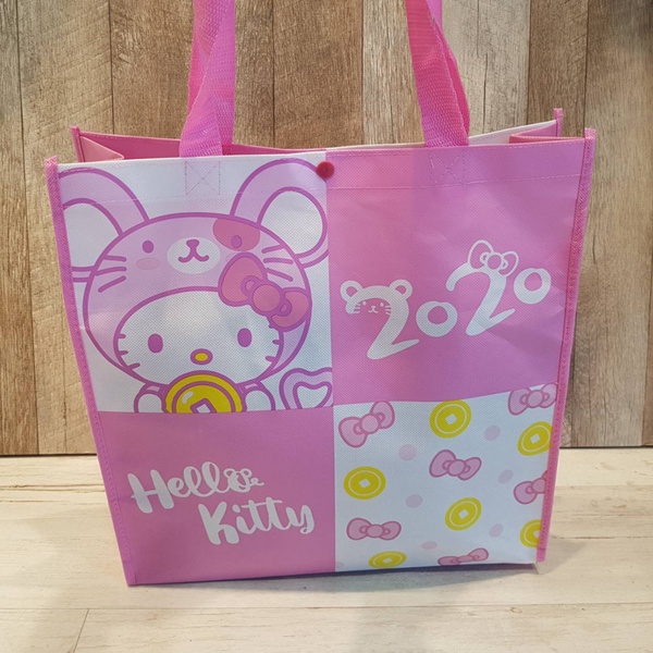 超商福袋系列出來囉！7-11「米奇＆Kitty福袋」v.s.全家「野獸國＆3C系列福袋」都欠收