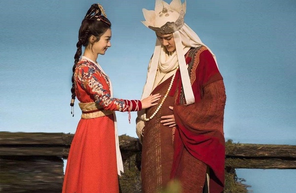 《我只喜歡你》張雨劍、吳倩再傳緋聞！9對「陸劇走向現實CP」，鹿晗、關曉彤已超800天
