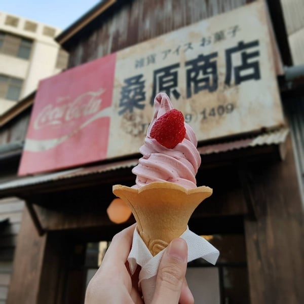來台南必去打卡點「桑原商店」！日本昭和時代的復古店鋪，炸甜甜圈不只好吃也超好拍