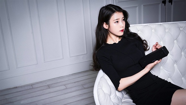 IU、朴敘俊新電影《Dream》定檔2023上映!朴敘俊變身足球小將,IU首部商業電影出擊!