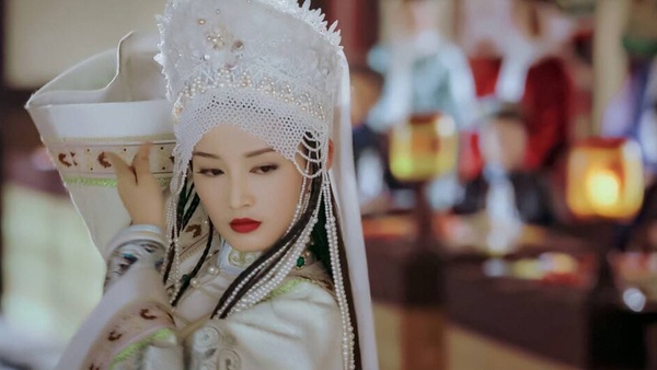 網議10位「古裝劇中的冰山美人」!《劍王朝》李一桐高冷,《青雲志》楊紫又冷又霸