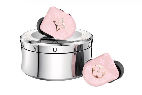 LOUIS VUITTON 全新無線耳機上市！浪漫粉色x LV momogram老花，高質感精品控必收藏！