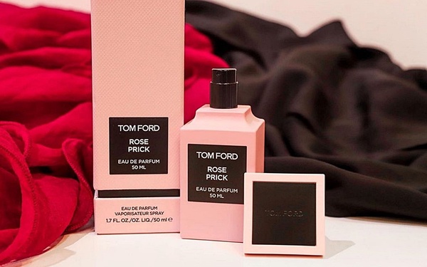 TOM FORD嫩粉新香太犯規！2020情人節首選「玫瑰香」，夢幻粉色瓶身絕美必收