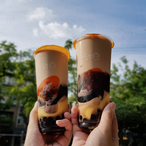 CoCo推出超狂新品「五小福」!一次5種料,滿滿半杯的咀嚼系手搖,喝一杯就飽一餐~