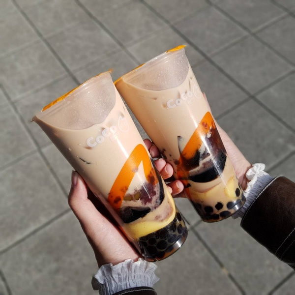 CoCo推出超狂新品「五小福」!一次5種料,滿滿半杯的咀嚼系手搖,喝一杯就飽一餐~