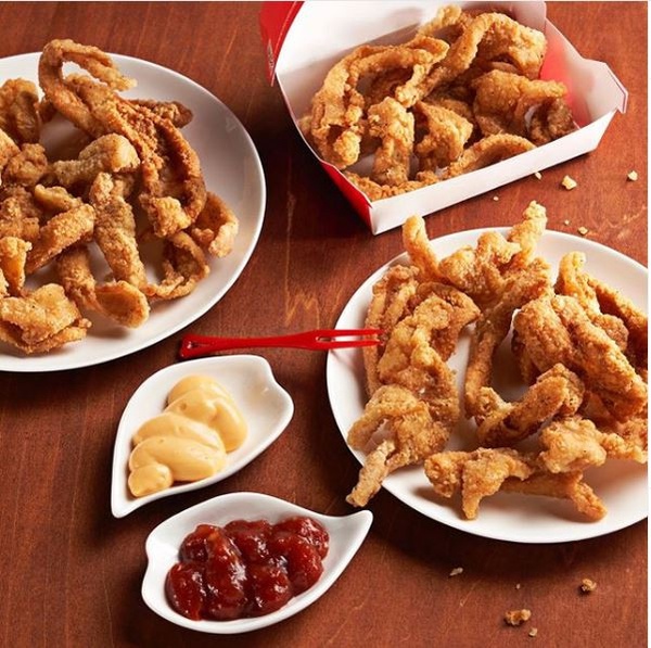 肯德基「炸雞皮」台灣終於也有啦！KFC「紐奧良炸雞皮」1/14開賣，雞皮控趕緊手刀衝！