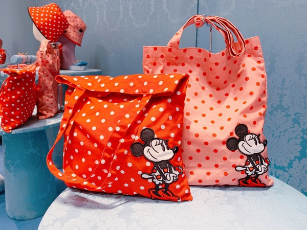 這次主角是米妮！「MIU MIU＆米妮」限定農曆新年聯名，復古紅白點展現甜美氣息！