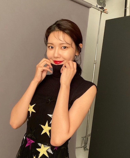 馬尾這樣綁不老氣！2020女星髮型圖鑑，宣璐馬尾最顯嫩、鄧紫棋髮型瘦臉力最強！