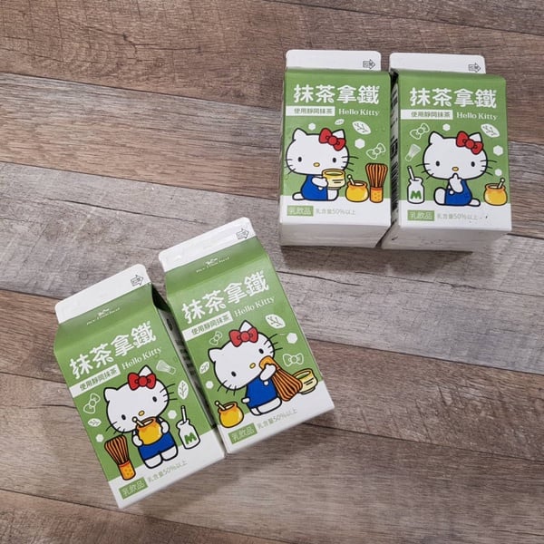 蜜蜂工坊推出Hello Kitty抹茶拿鐵！7-11加碼「Hello Kitty萬用包」，限定這天開始販售