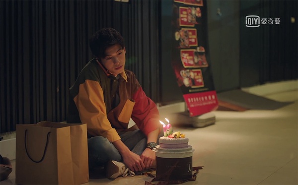 《想見你》李子維5大好男友行為!每年不忘雨萱生日&永遠把她放首位,根本完美男友範本