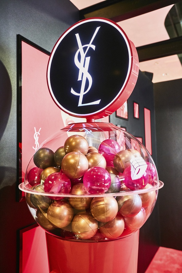 YSL星鑽蜜唇膏補貨到！亞洲第一座《YSL BEAUTY STATION》A11限時開幕！