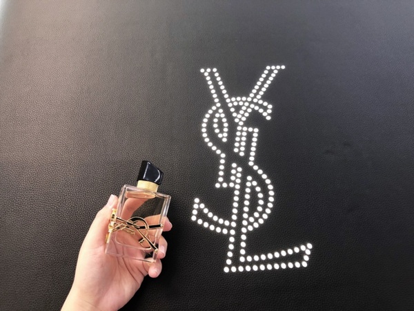 YSL星鑽蜜唇膏補貨到！亞洲第一座《YSL BEAUTY STATION》A11限時開幕！
