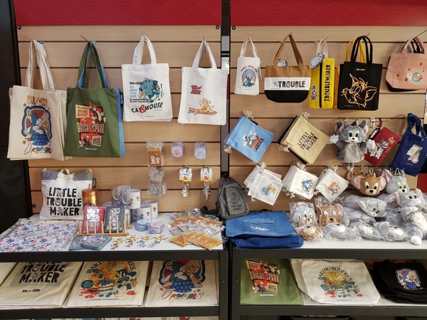 「湯姆貓與傑利鼠」快閃店限時開跑！超過百款獨家商品，不管是貓派或鼠派都可以滿足