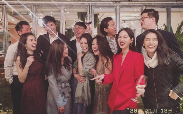 曾之喬閃婚飛輪海辰亦儒！「今天起我是曾小姐也是陳太太」兩人情牽10年，求婚細節曝光