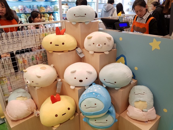 角落生物快閃店在信義誠品開幕囉！超多巨型角落生物＆鼠年限定造型，進去小心荷包失血