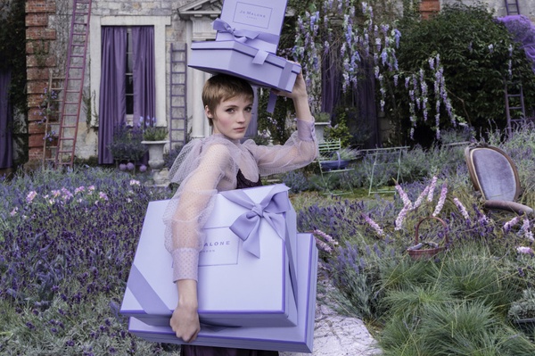 Jo Malone「英倫薰衣草園」新上市！薰衣草紫色瓶蓋美爆，更首次推出枕香噴霧！