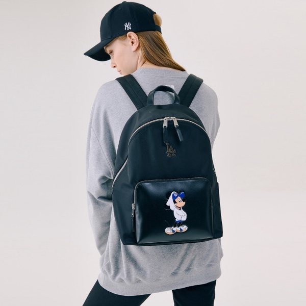 韓國潮牌MLB X DISNEY 推出米奇聯名系列，超萌米奇漁父帽、米奇運動鞋、帽T必收！