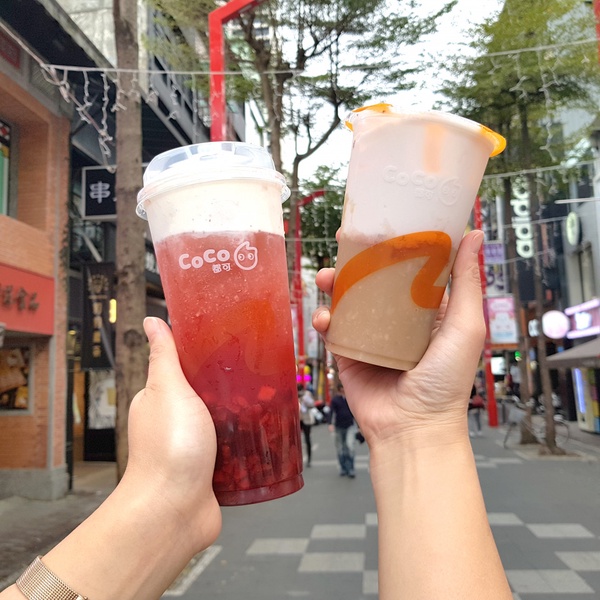 CoCo推出「草莓芋泥牛奶」！加碼莓果派對回歸＆新品雲朵莓莓 ，草莓季少不了這杯！