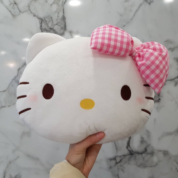 7-11情人節限定商品！Kitty大頭後揹包＆2020年限定新款，每年情人節都要收一波