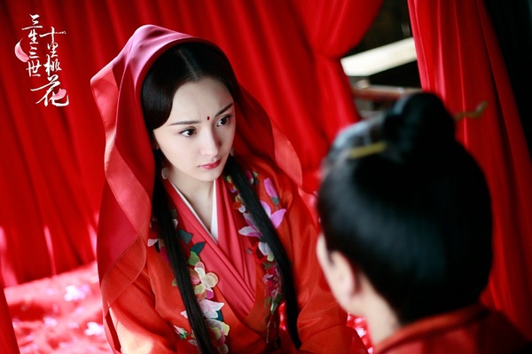 《三生三世枕上書》白淺嫁衣美翻！楊冪9個「古裝劇大婚造型」，《美人心計》顏值巔峰