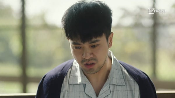 《想見你》柯佳嬿演活「討喜黃雨萱&討厭陳韻如」！4主演分飾多角，許光漢小表情都不同
