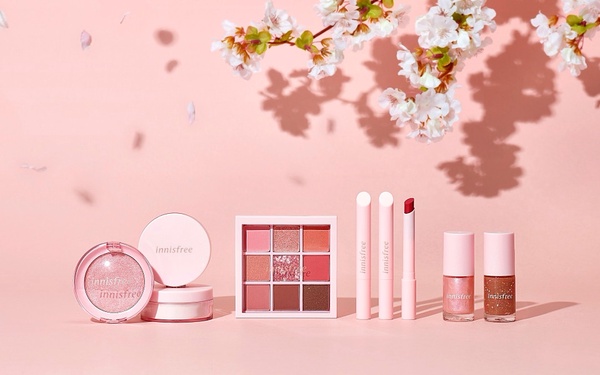 2020春季櫻花彩妝特搜!開架、專櫃絕美嫩櫻包裝,ETUDE HOUSE、倩碧櫻花美到捨不得用