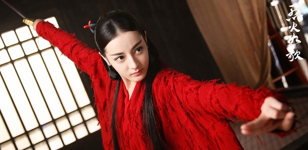 《枕上書》迪麗熱巴「最適合古裝紅衣女星」！熱巴12套古裝紅衣造型，甜美、嫵媚都好看