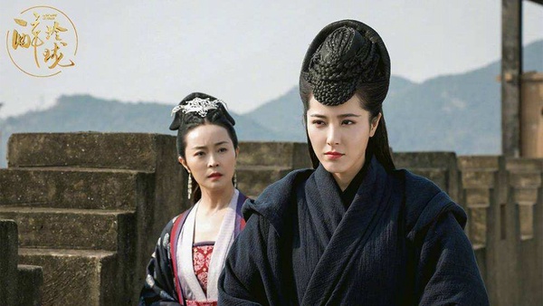 當《下一站是幸福》10演員集體穿古裝！宋老師竟然是《琅琊榜》宮羽，張雨劍古裝被吐槽