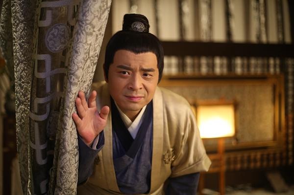 當《下一站是幸福》10演員集體穿古裝！宋老師竟然是《琅琊榜》宮羽，張雨劍古裝被吐槽