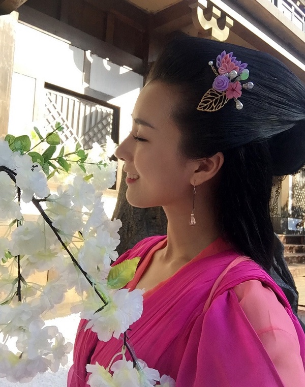 當《下一站是幸福》10演員集體穿古裝！宋老師竟然是《琅琊榜》宮羽，張雨劍古裝被吐槽