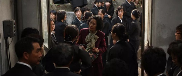 神級導演「奉俊昊」經典作品回顧！除了《寄生上流》外，這幾部也是此生必看！