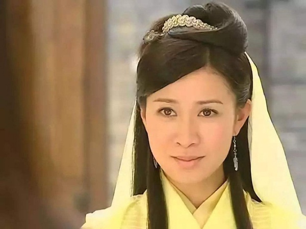 《延禧攻略》10位后宮娘娘早期的古裝造型！秦嵐少女感十足，張嘉倪還是一樣仙
