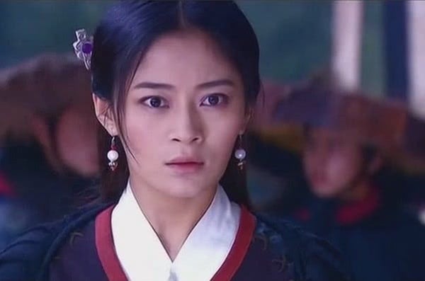 《延禧攻略》10位后宮娘娘早期的古裝造型！秦嵐少女感十足，張嘉倪還是一樣仙