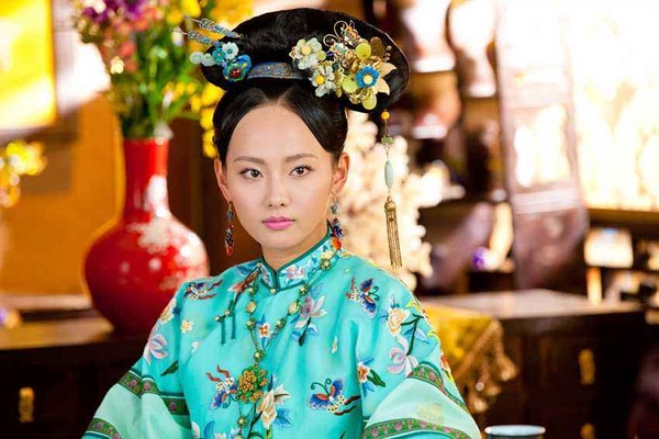 《延禧攻略》10位后宮娘娘早期的古裝造型！秦嵐少女感十足，張嘉倪還是一樣仙