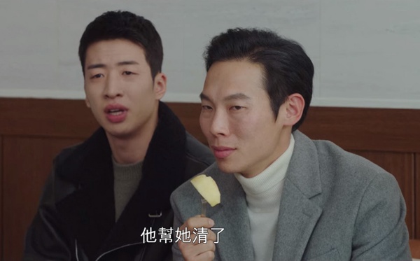 《愛的迫降》5小兵是大媒人！促成第一吻&讓正赫吃醋，沒他們，世理連北韓村落都進不去