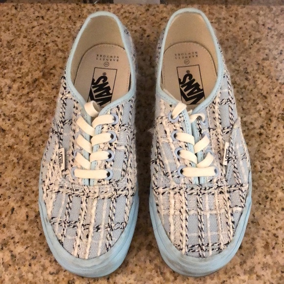 VANS x Barneys 粗毛呢「小香風」鞋款上市，高質感毛呢元素，優雅小姐姐必備！
