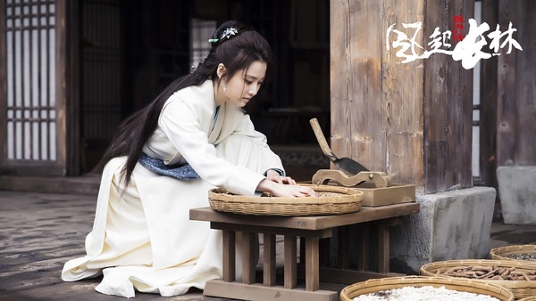 盤點10個古裝劇中的「美女神醫」！《宸汐緣》青瑤超仙，趙麗穎、劉詩詩也演過醫仙