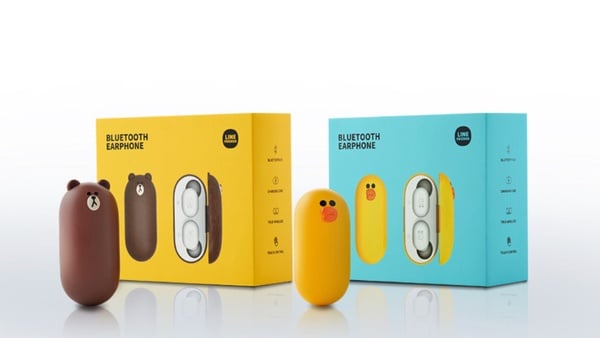 LINE FRIENDS「藍芽耳機」超萌上市！熊大、莎莉兩款造型，一副竟不到台幣一千元！