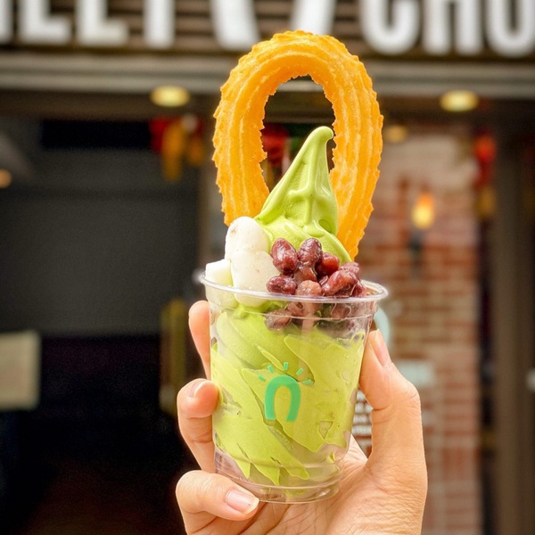 抹茶冰淇淋尬紅豆加麻糬！Street Churros「抹茶紅豆麻糬阿啾」超澎派限定開賣！