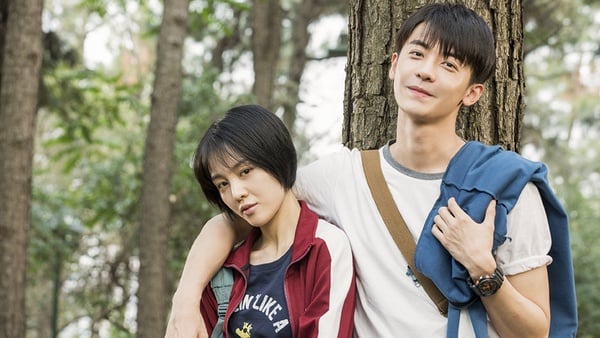 《下一站是幸福》賀燦陽&敏敏太可愛！9對甜過主角的配角CP，《小美好》瀑布糖超好嗑