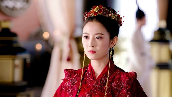 《兩世歡》10位古裝男神女神！陳鈺琪造型百變，于朦朧「帥美」，根本俊男美女大本營