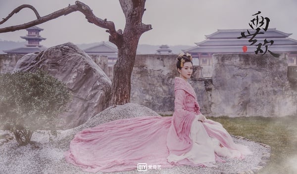 《兩世歡》10位古裝男神女神！陳鈺琪造型百變，于朦朧「帥美」，根本俊男美女大本營