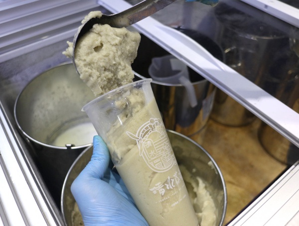 清水茶香在台北延吉開店了！濃郁奶黃流沙，在台北也喝得到流心奶黃啵啵奶