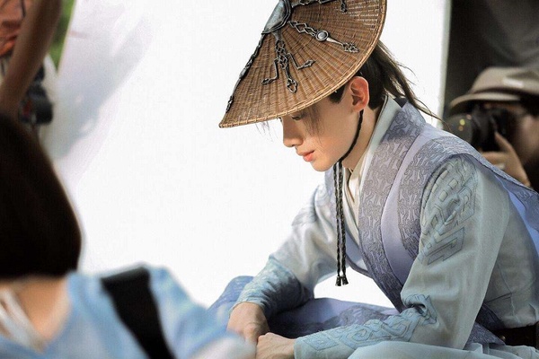 網推10男星演「男男耽美劇」能火成第二個肖戰!于朦朧、宋威龍上榜,最期待是羅雲熙